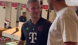 爆料凯恩更衣室视频在线观看,凯恩更衣室视频在线观看，一窥足球巨星幕后瞬间